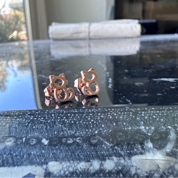 ROSE GOLD MATILDE The Cat Stainless Steel Earrings with Gift Bag - Picture 5 of 8